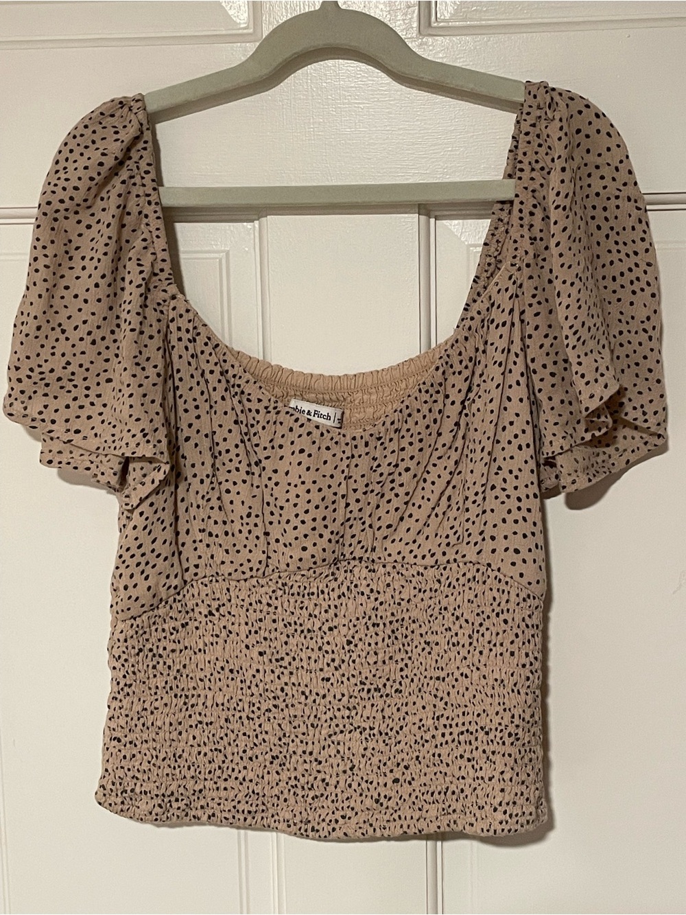 Abercrombie & Fitch Taupe Polka Dot Flutter Sleeve Smocked Top